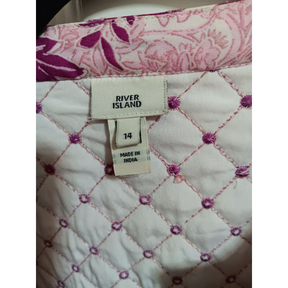 River Island Quilted Floral Jacket with pockets, Tie Waist & Matching Shorts - Picture 15 of 15